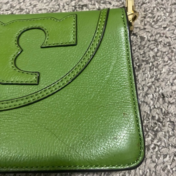 Tory Burch Pebbled Leather Retro Lime Green Logo Crossbody Foldover Purse Bag - Picture 7 of 8